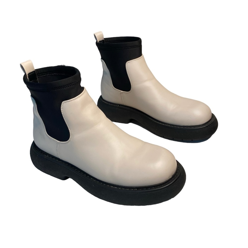 EUC Dreampairs Lug Sole Booties 9M Bone.